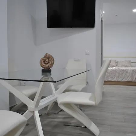 Apartment Viviendas De Uso Turistico Noble Hidalgo