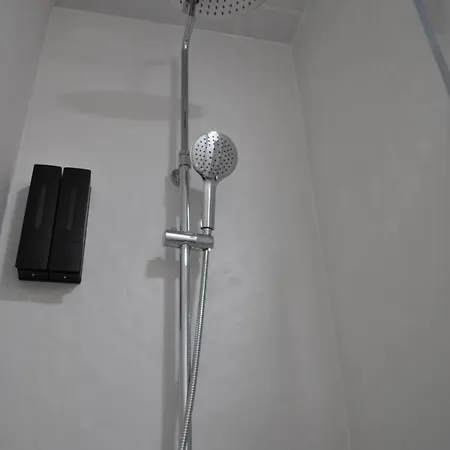 Apartamento Viviendas De Uso Turístico Noble Hidalgo *